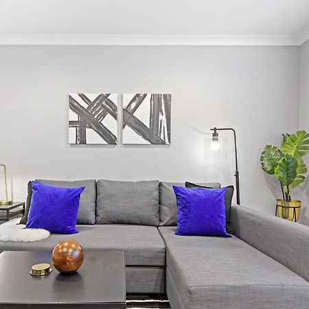 Sophisticated Studio Apartment With Modern Kitchen - Oakdale Od2 Rep 시카고 외부 사진